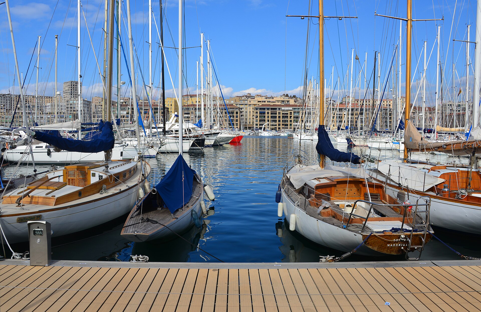 Le Vieux-Port de Marseille et ses bateaux
